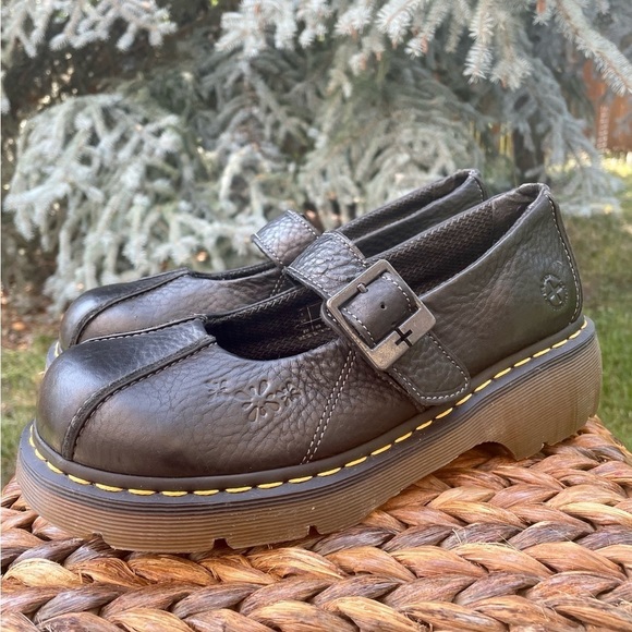 Dr Martens 12277 Black Leather Chunky Gum Sole Y2K Boho Platform Mary Janes 10.5 - Picture 12 of 12